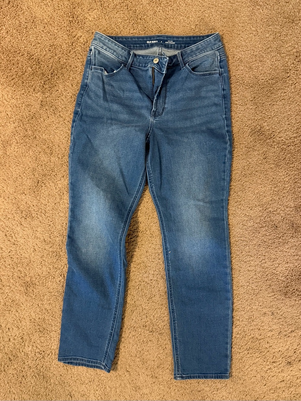 Old Navy Women's Denim Straight Legged, Hi-Rise Jeans in Blue Wash, Size 8